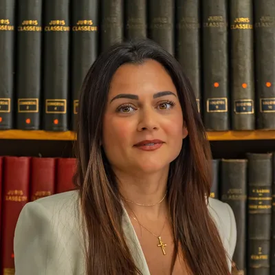 Portrait d'Anaïs Sauzet, assistante juridique